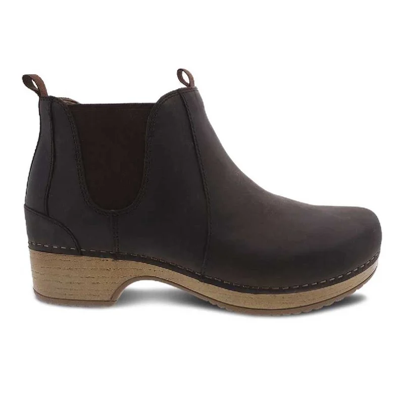 Stylish and supportive women's shoes for plantar fasciitisDansko Women's Becka Brown Oiled