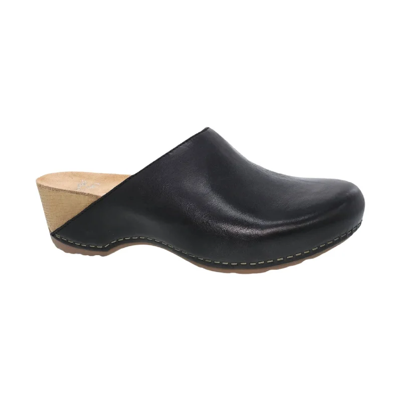Bold and striking women's shoe fashionsDansko Women's Talulah Clog - Black Milled Burnished Mule