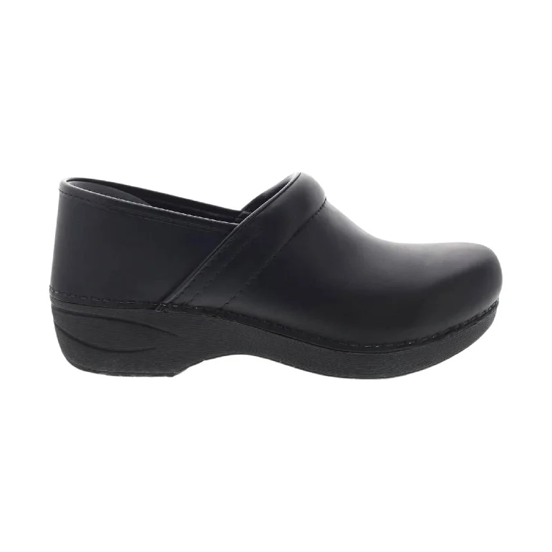 Stunning and glamorous women's shoes for evenings outDansko Women's Wide XP 2.0 - Black