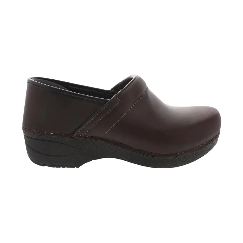 Feminine and dainty women's shoe designsDansko Women's XP 2.0 Waterproof - Brown