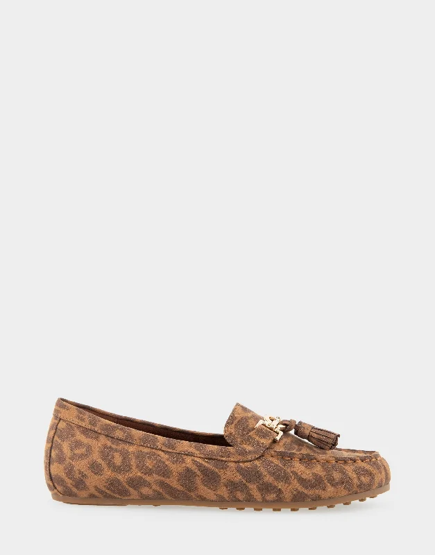 Feminine and dainty women's shoe designsDeanna