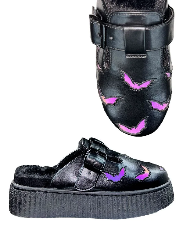 Effortlessly stylish women's shoe choicesGRAVE BAT - BLACK/REFLECTIVE