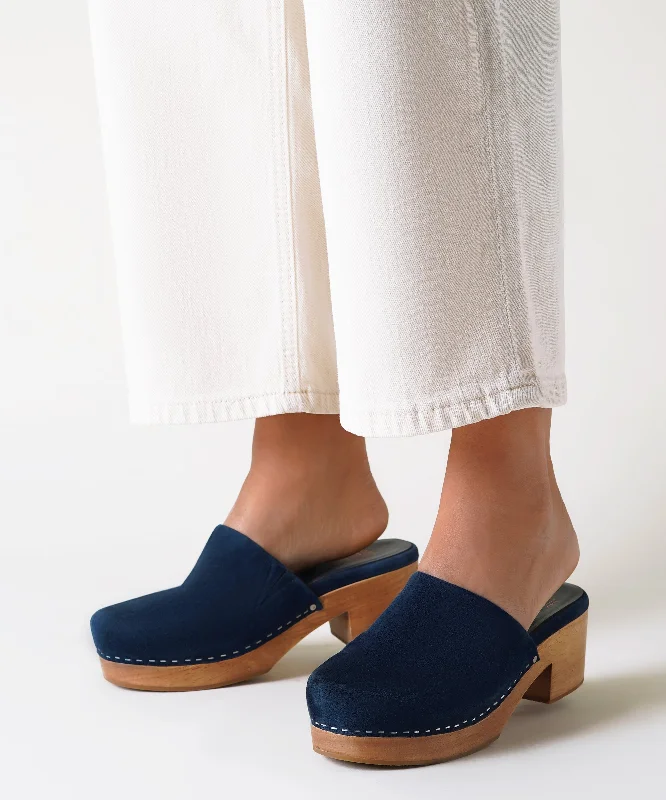 Comfy and stylish women's shoes for everyday casual wearMartino Second Gen