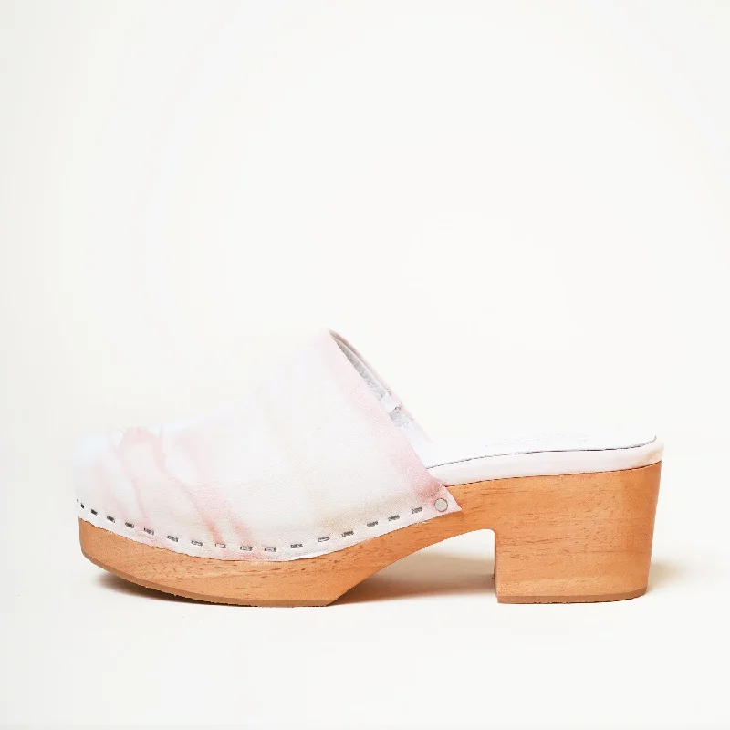 Classic and timeless women's footwear choicesMartino Second Gen