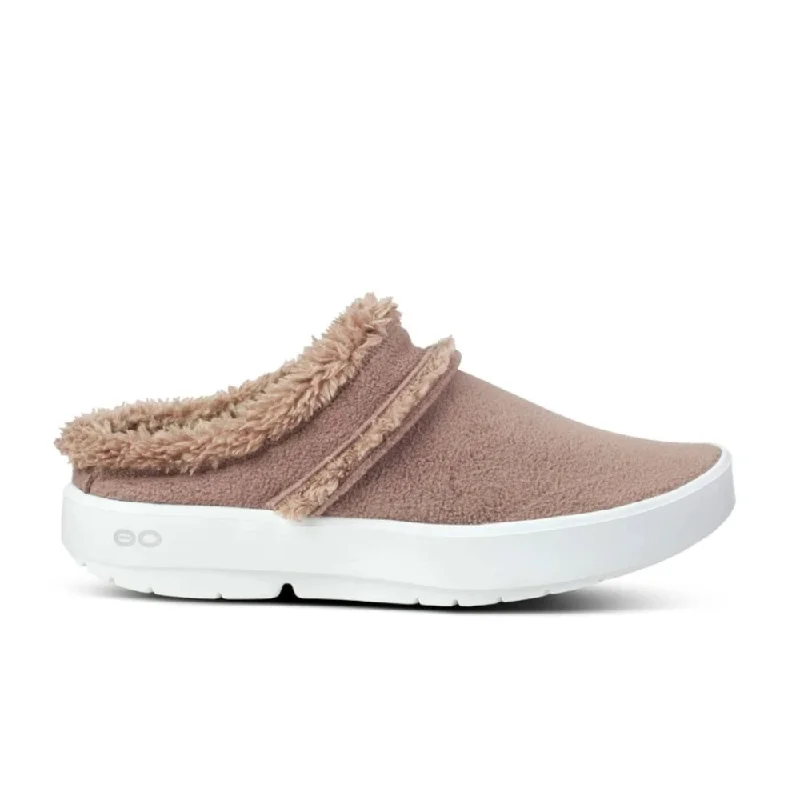 Timeless classic women's shoe designsOOFOS Women's OOcoozie Mule - Chocolate Sherpa