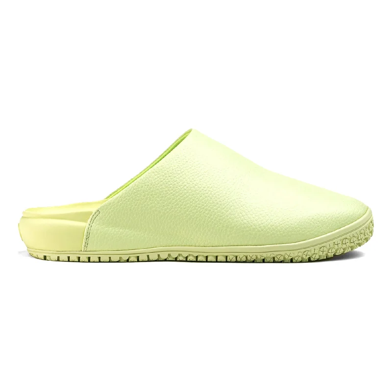 Comfy and cozy women's shoes for loungingThe Clog
