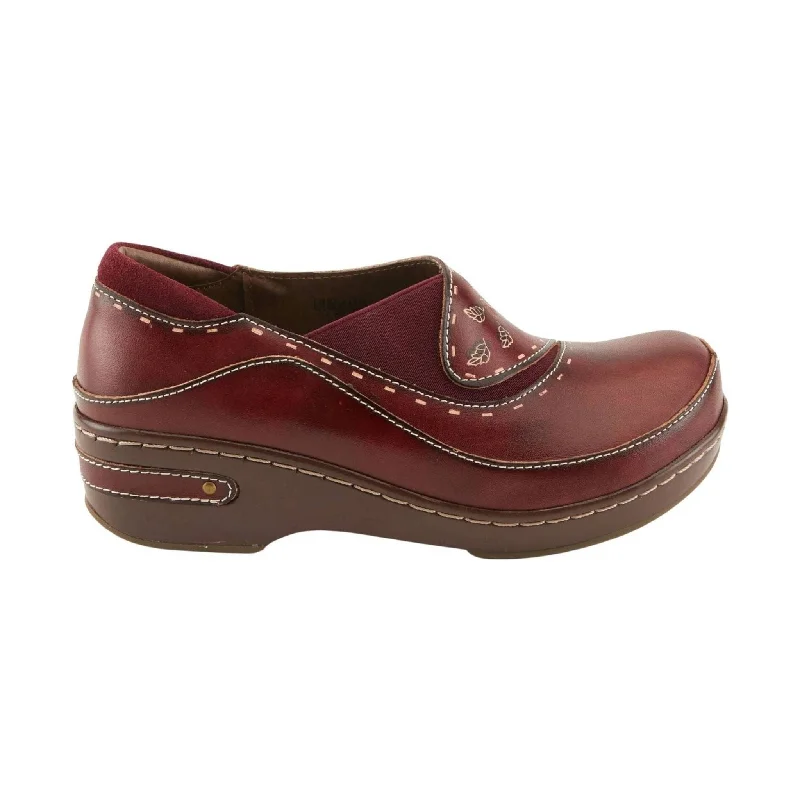 Versatile and stylish women's shoes for everyday chicSpring Step L'artiste Women's Burbank Clogs - Bordeaux Versatile and stylish women's shoes for everyday chicSpring Step L'artiste Women's Burbank Clogs - Bordeaux