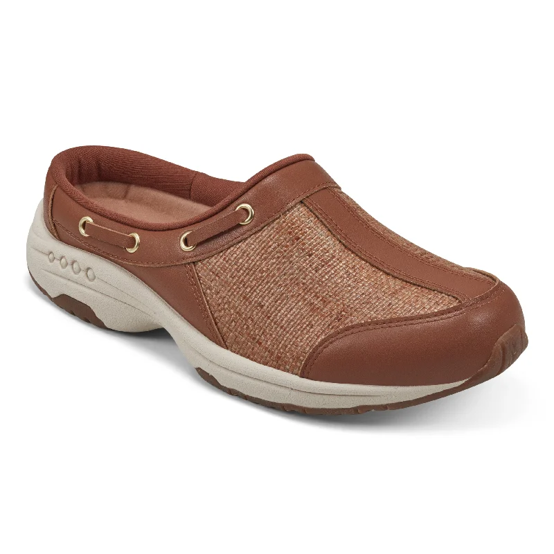 Elegant and classic women's shoes for prom nightTravelport Clogs