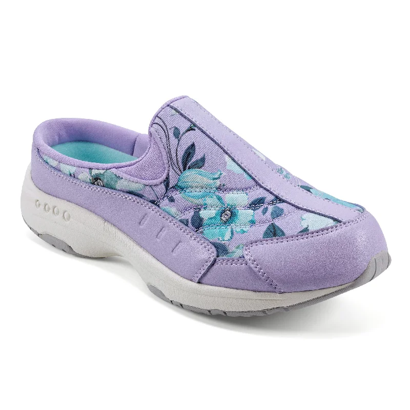 Chic and stylish women's shoes that complement every outfit and occasioTraveltime Clogs Chic and stylish women's shoes that complement every outfit and occasioTraveltime Clogs