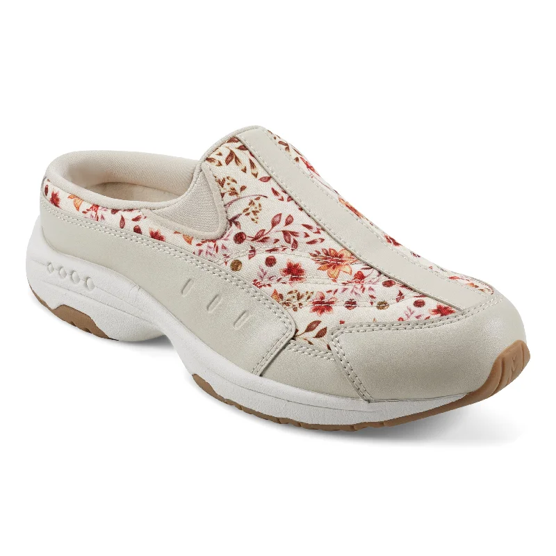 Durable and stylish women's shoes for active lifestylesTraveltime Clogs
