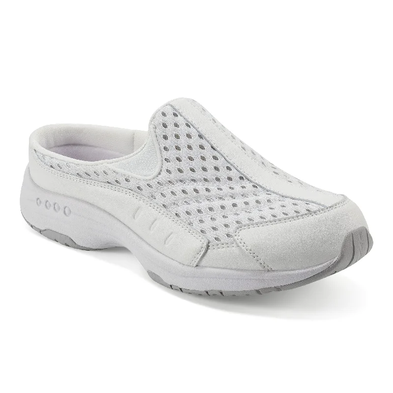 Versatile and adaptable women's shoes for every occasionTraveltime Clogs
