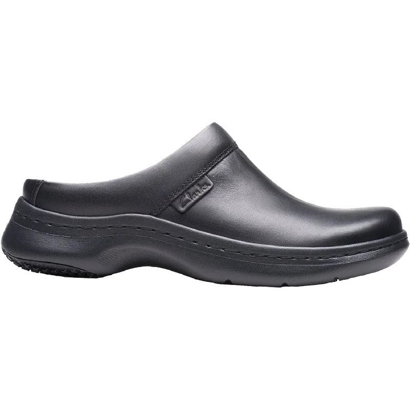 Versatile and chic women's shoes for everyday eleganceWomen's Clarks Pro Clog Black Leather