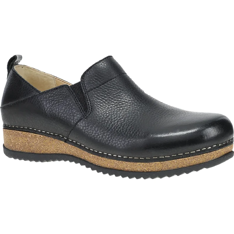 Flattering and stylish women's shoes for petite feetWomen's Dansko Meara Black Waxy Milled Leather