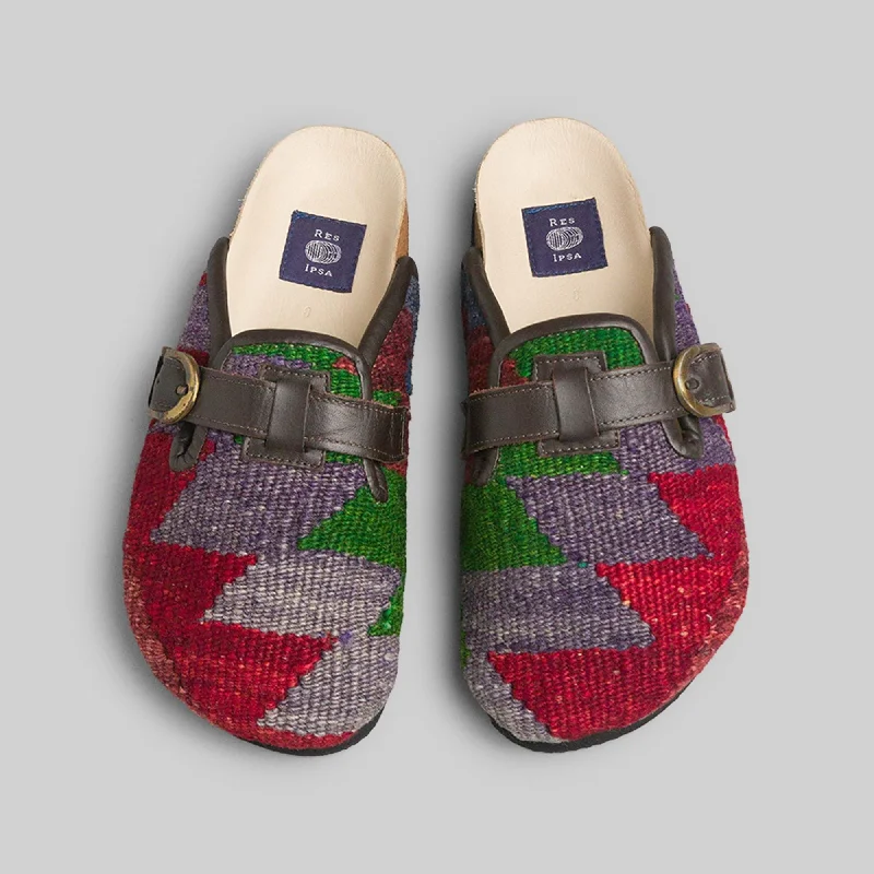Elegant and classic women's shoes for bridal partiesWomen's Kilim Clog Size 8
