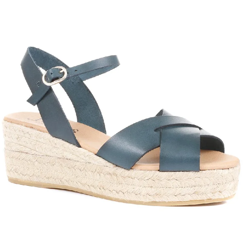 Versatile and stylish women's shoes for everyday chicAlaina Leather Espadrille Wedges - ALAINA / 322 056 Versatile and stylish women's shoes for everyday chicAlaina Leather Espadrille Wedges - ALAINA / 322 056