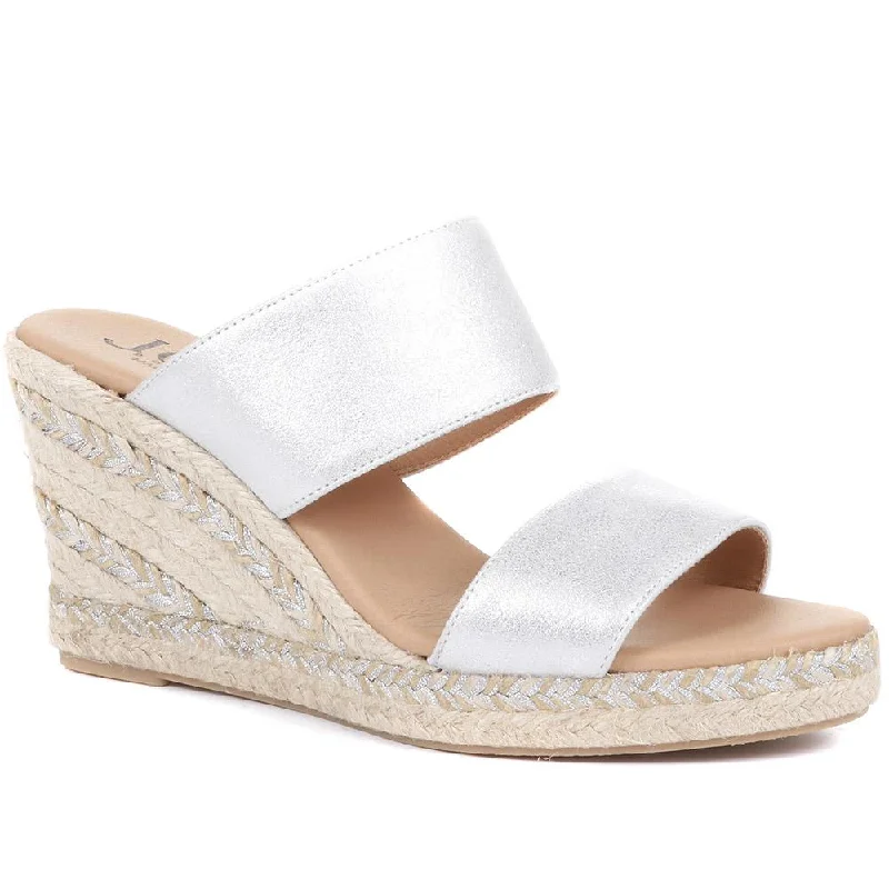 Versatile and stylish women's shoes for all occasions and seasonsAmabelle Wedge Mule Sandals - AMABELLE / 322 052 Versatile and stylish women's shoes for all occasions and seasonsAmabelle Wedge Mule Sandals - AMABELLE / 322 052