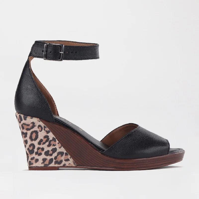 Chic and trendy women's shoe fashionsAnkle Strap Wedge Sandal in Black Multi - 12422 Chic and trendy women's shoe fashionsAnkle Strap Wedge Sandal in Black Multi - 12422