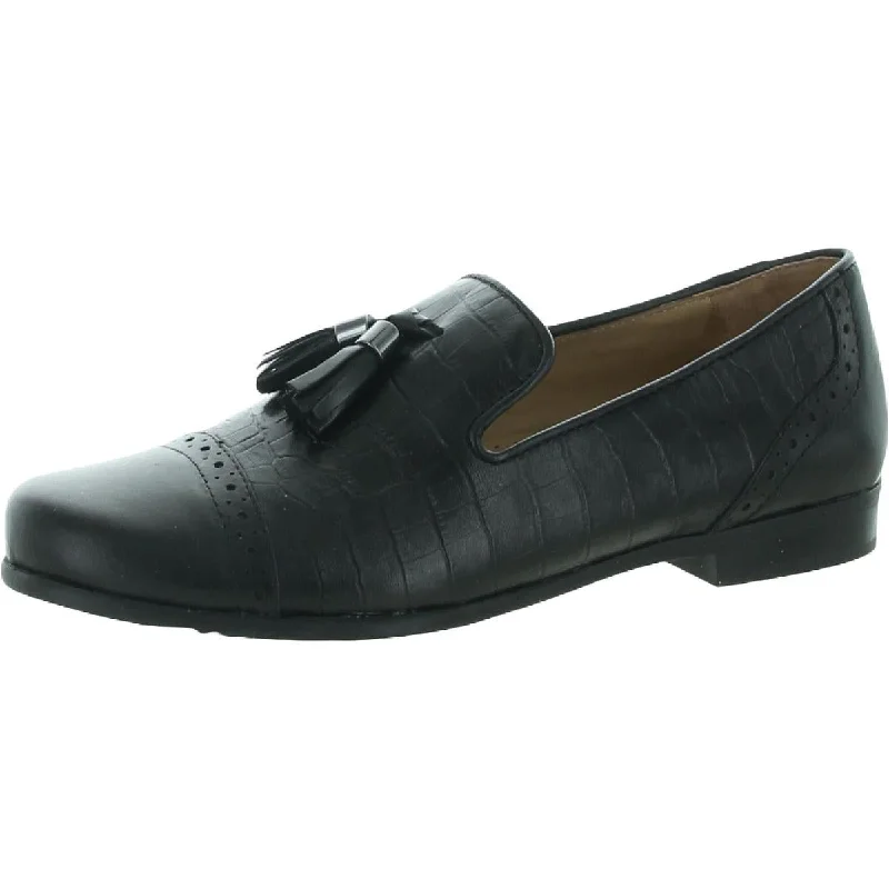 Flattering and stylish women's shoes for wide feetArray Womens Hadley Leather Tassel Loafers Flattering and stylish women's shoes for wide feetArray Womens Hadley Leather Tassel Loafers