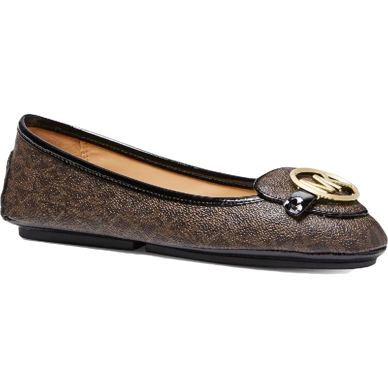 Flattering and figure-hugging women's footwearLillie Moc Womens Faux Leather Logo Moccasins Flattering and figure-hugging women's footwearLillie Moc Womens Faux Leather Logo Moccasins