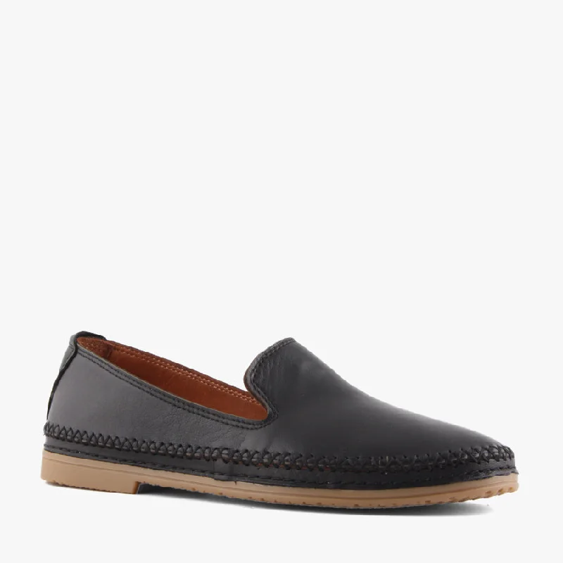 Chic and stylish women's shoes for graduation ceremoniesBYRON BLACK