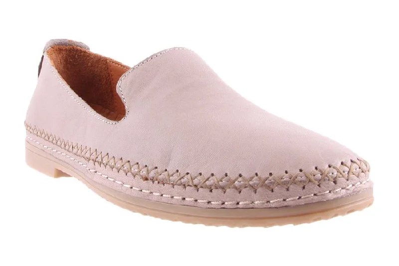 Comfy and stylish women's shoes for everyday comfortBYRON TAUPE