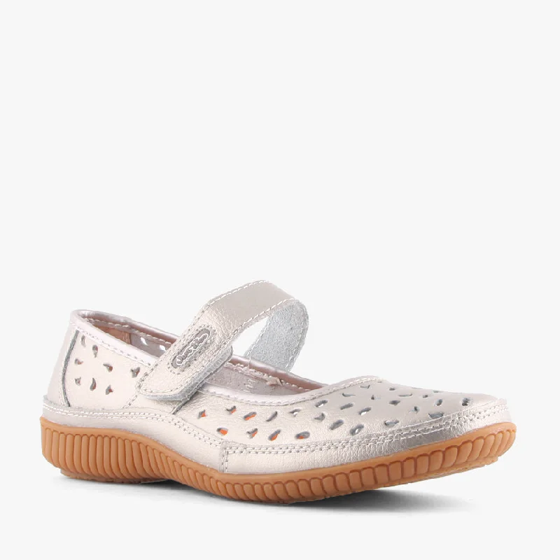 Luxurious and opulent women's shoe optionsCALE 2 PEWTER
