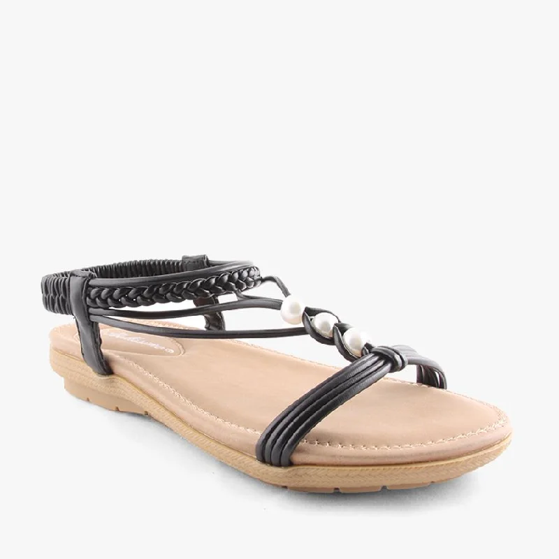 Stylish and practical women's shoes for rainy daysCAMILLE BLACK
