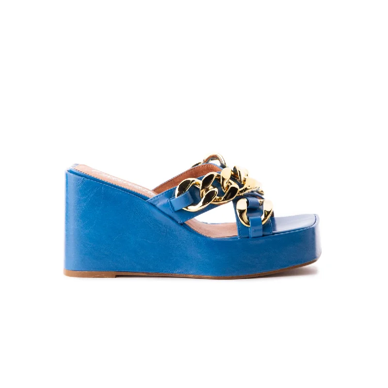 Comfy and cozy women's shoes for loungingCancun Blue Leather