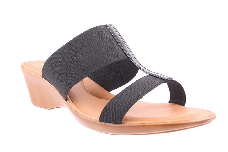 Stylish and supportive women's shoes for plantar fasciitisCAPRI BLACK 2