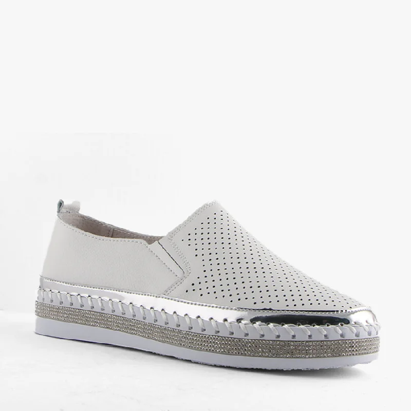 Timeless classic women's shoe designsCAPRY WHITE