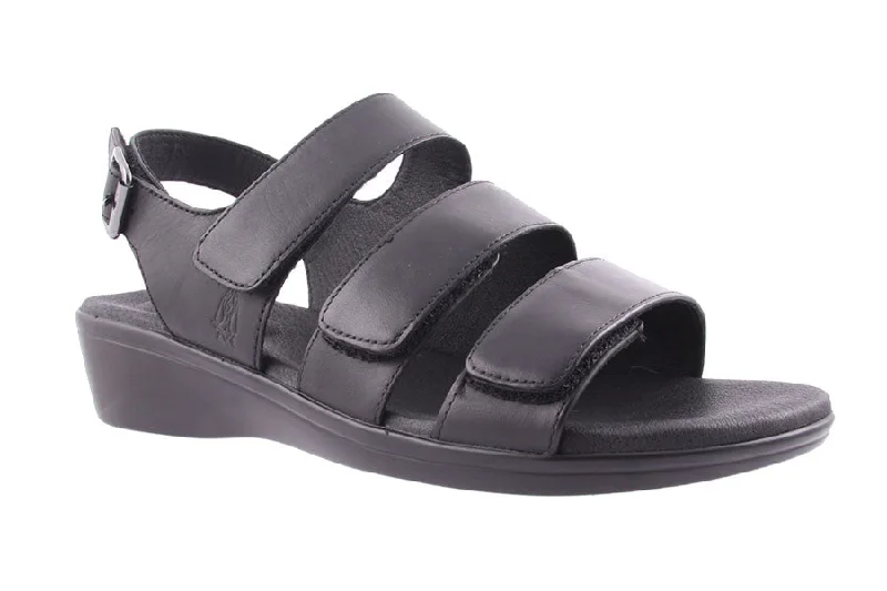 Bold and statement-making women's shoes for the bold and beautifulCLOUD BLACK