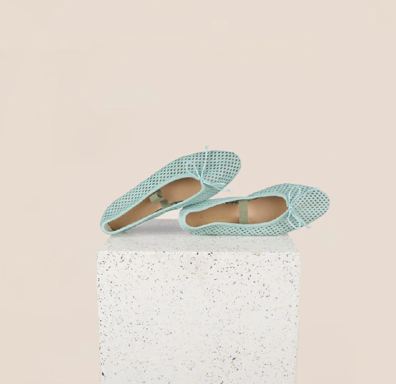 Comfy casual women's shoes for everyday wearComo Strap - Rete Turquoise