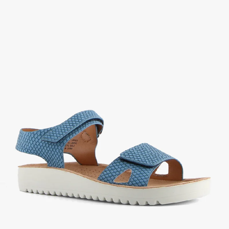 Stylish and practical women's shoes for rainy daysDEVON BLUE