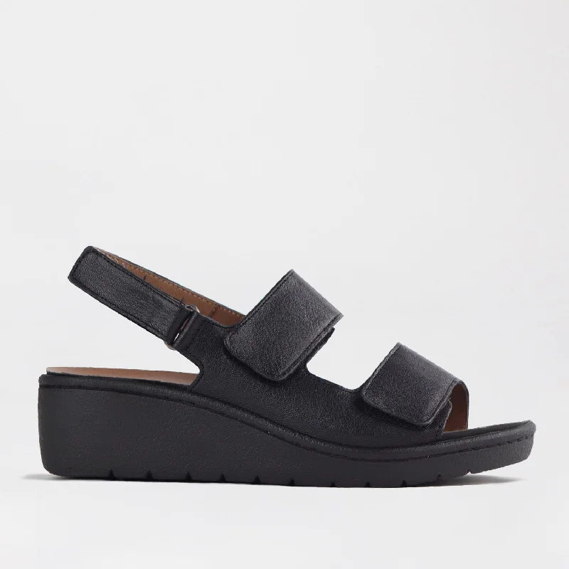 Flattering and figure-hugging women's footwearDouble Band Wedge Slingback Sandal with Removable Footbed in Black - 12533 Flattering and figure-hugging women's footwearDouble Band Wedge Slingback Sandal with Removable Footbed in Black - 12533