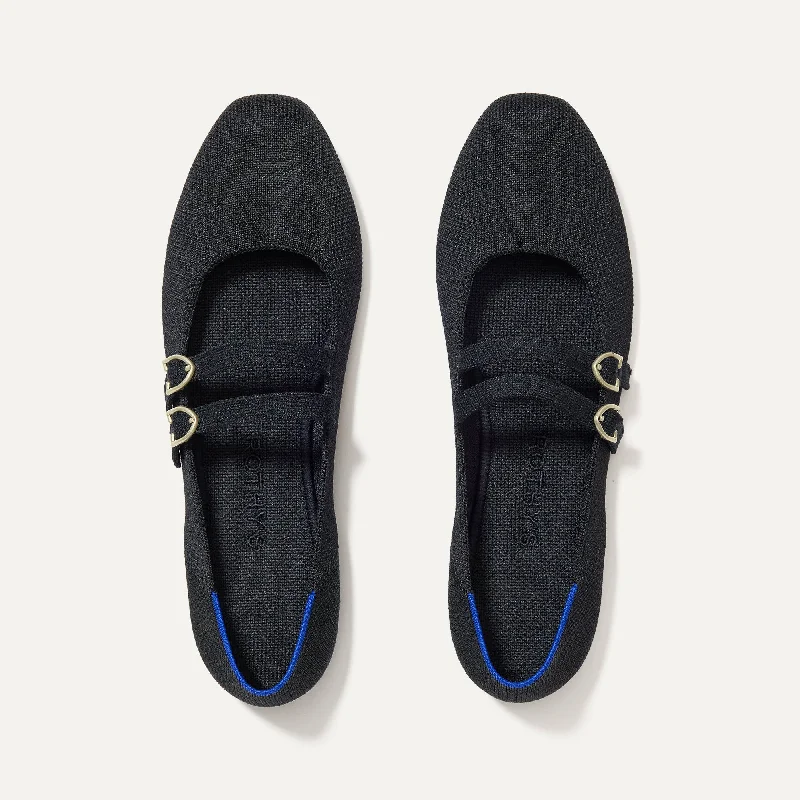 Elegant and refined women's shoe designsThe Double Buckle Mary Jane - Black