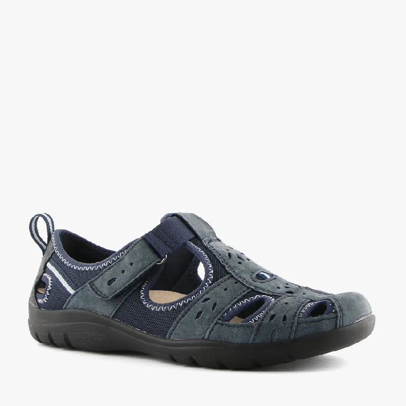 Chic and stylish women's shoes that complement every outfit and occasioENGAGE NAVY