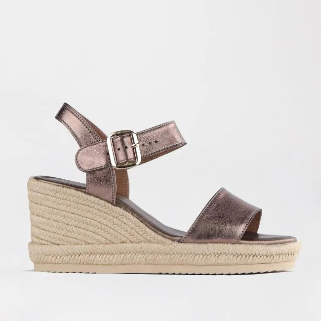 Elegantly crafted women's shoesEspadrille Wedge Sandal in Lead Metallic - 12683