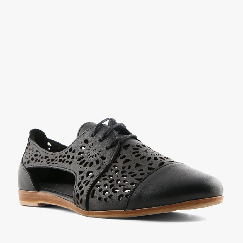 Feminine and dainty women's shoe designsFABIA BLACK