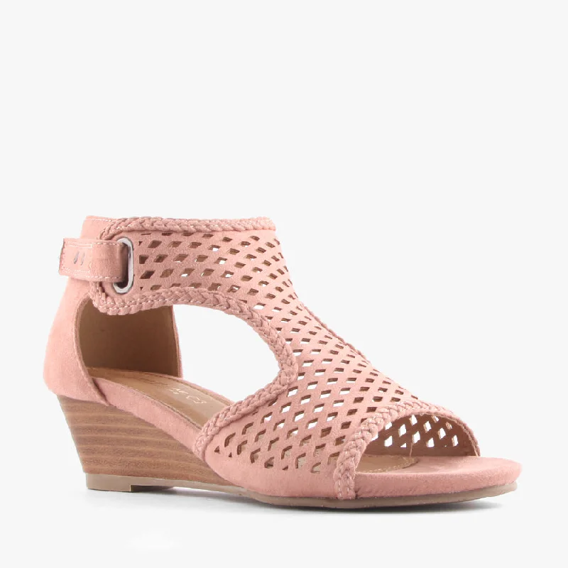 Chic and versatile women's footwearGREAT PINK