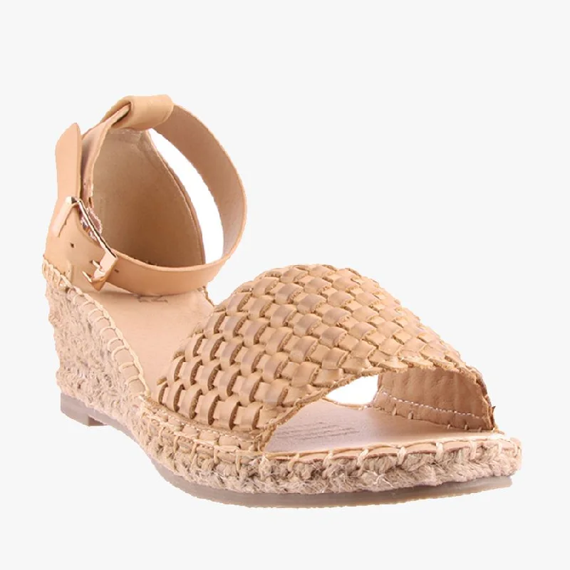 Fashion-forward and trendy women's shoe stylesHABIT NATURAL