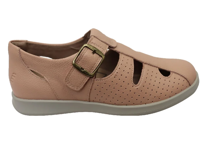 Elegantly crafted women's shoesHomyped Jamima Womens Leather Shoes