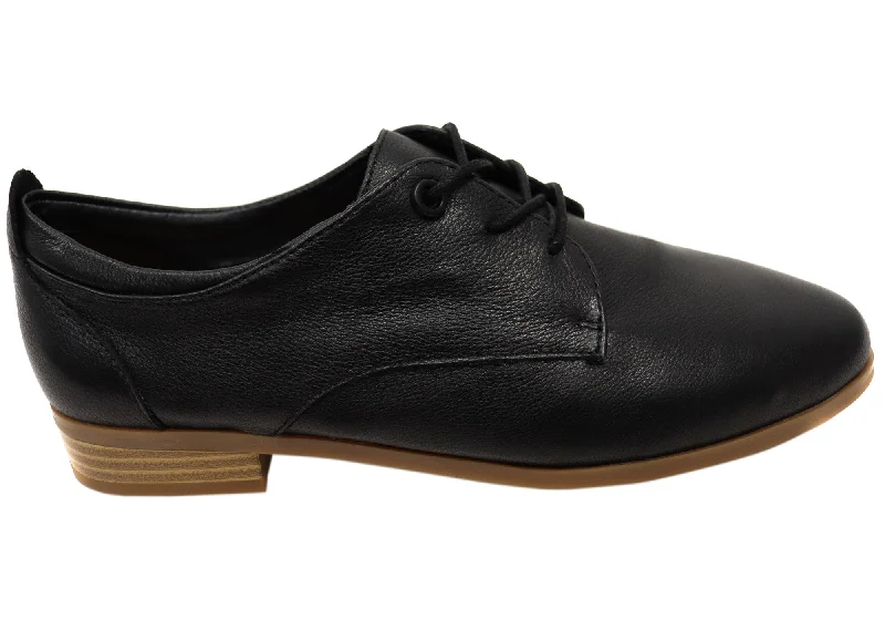 Comfy and stylish women's shoes for walkingHush Puppies Luciana Womens Leather Comfortable Lace Up Shoes