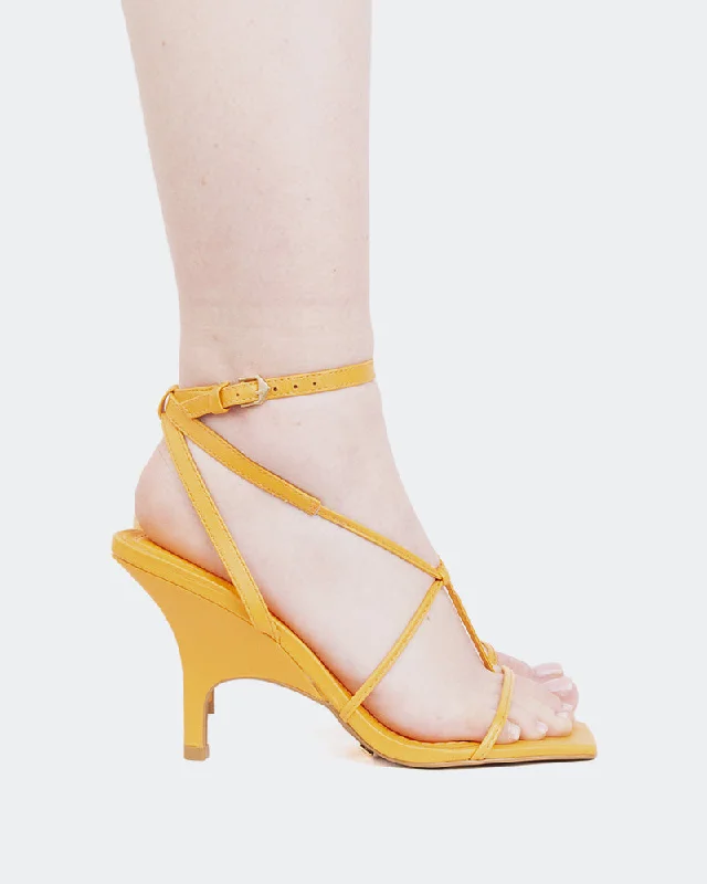 Practical and functional women's footwear solutionsLiquid Orange Leather