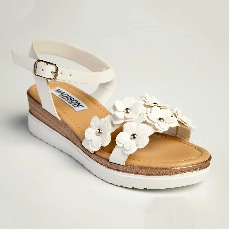 Elegant and classic women's shoes for prom nightMadison Flower - Kids / Girls Fashion Wedge Sandal - White Elegant and classic women's shoes for prom nightMadison Flower - Kids / Girls Fashion Wedge Sandal - White