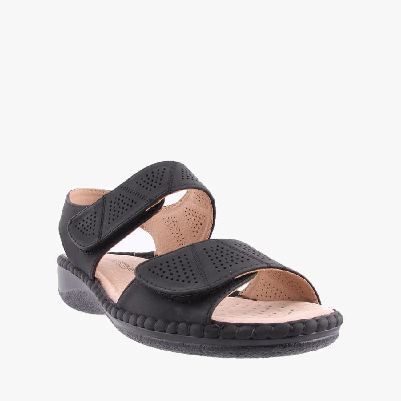 Versatile and stylish women's shoes for city walksMANELA BLACK