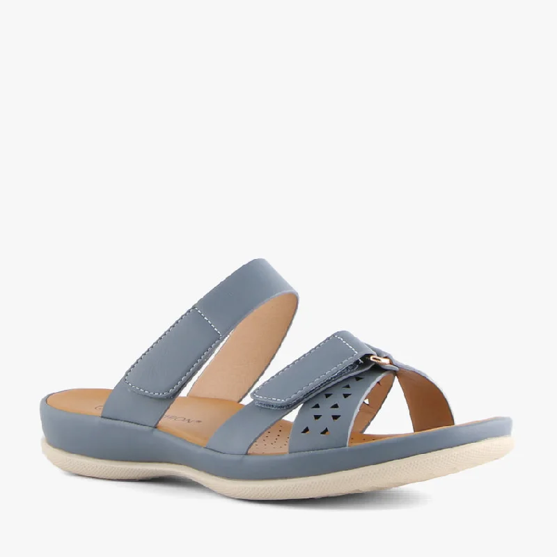 Elegant and classic women's shoes for bridal partiesMARBIE BLUE