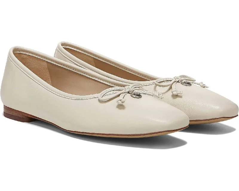 Versatile and stylish women's shoes for everyday chicMeadow In Cream