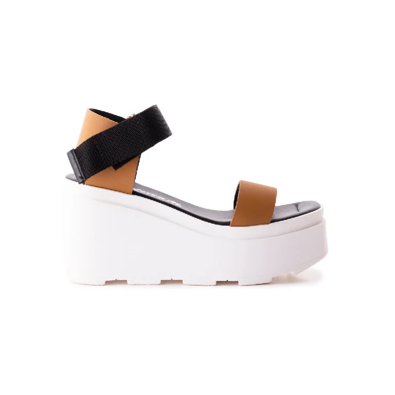 Elegant and sophisticated women's shoes for any formal eventMyo Tan Leather