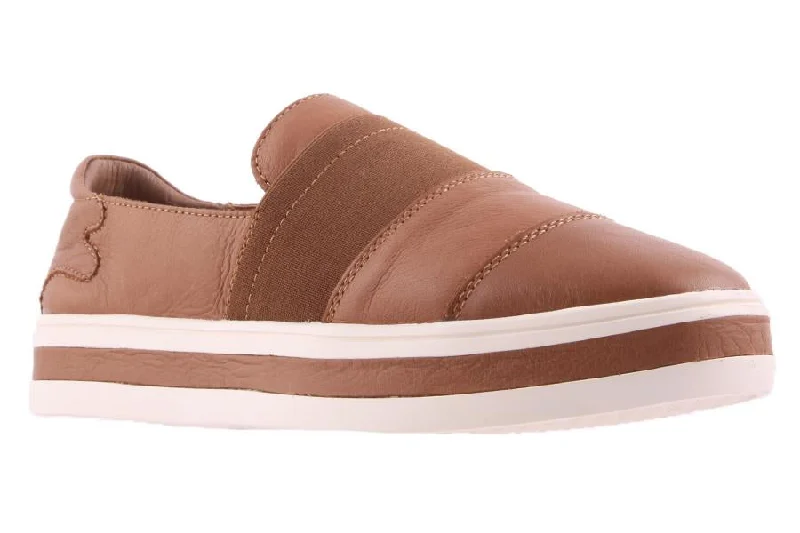 Warm and cozy women's shoes for winterPEOPLE NEW NATURE