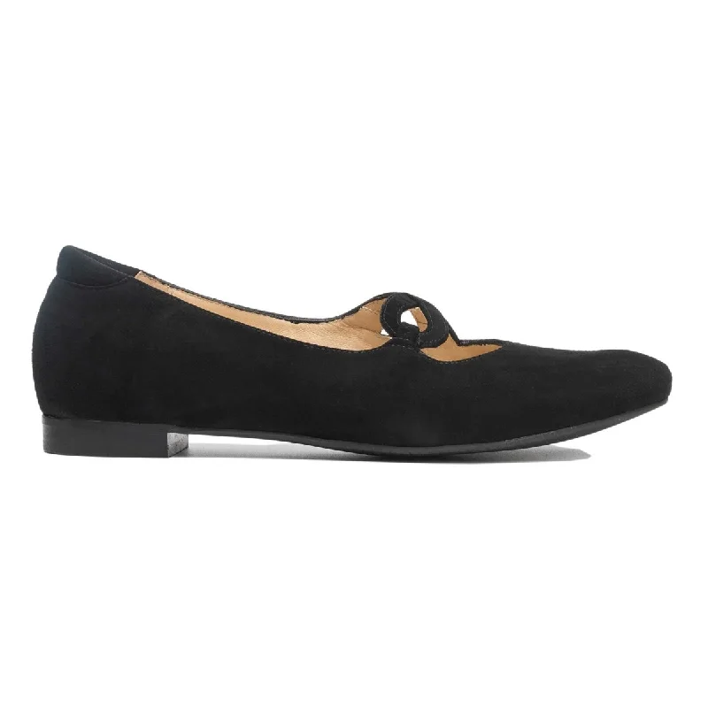 Bold and unique women's shoes for fashion-forward individualsPie Santo Women's Kat Black Suede